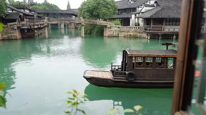 9推窗見水，好一個(gè)烏鎮(zhèn)人家。.jpg